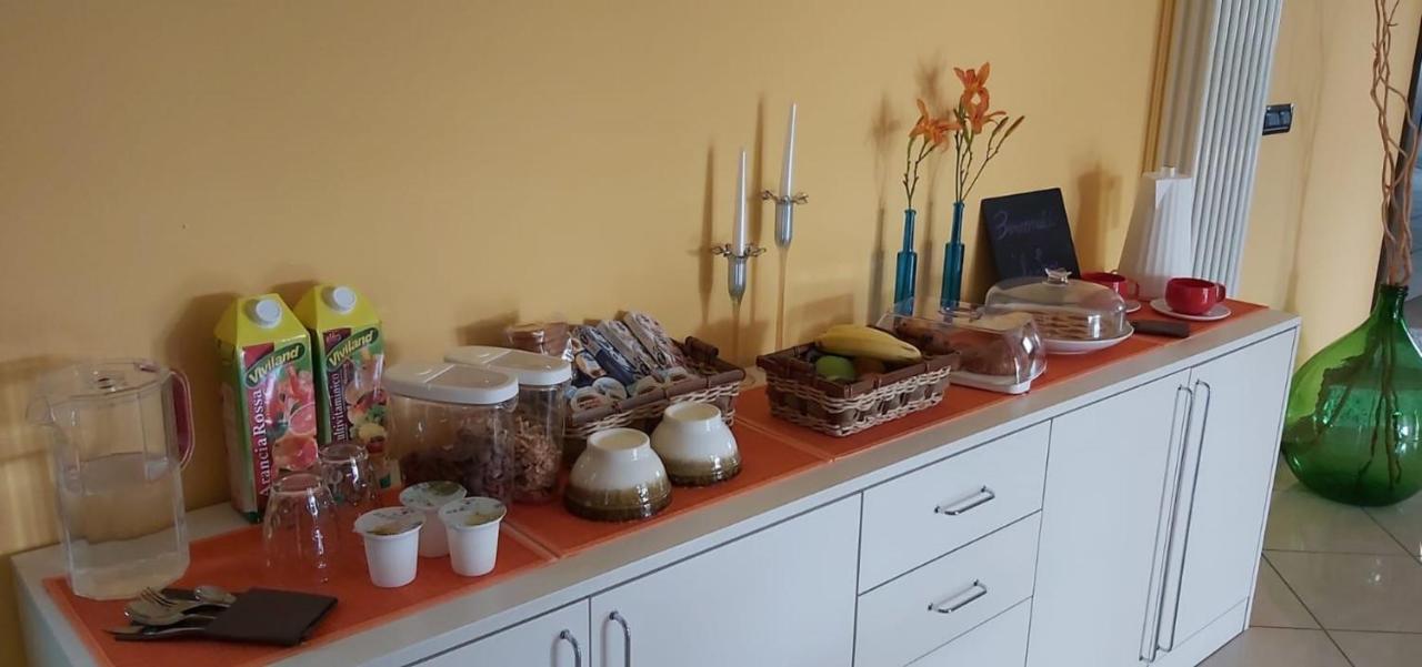 'L Sass Bed & Breakfast Borgomanero Eksteriør bilde